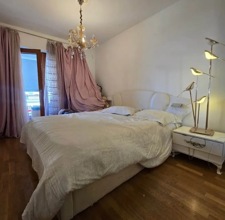Prodaja, trosoban stan, 120m², Tološka šuma, Podgorica