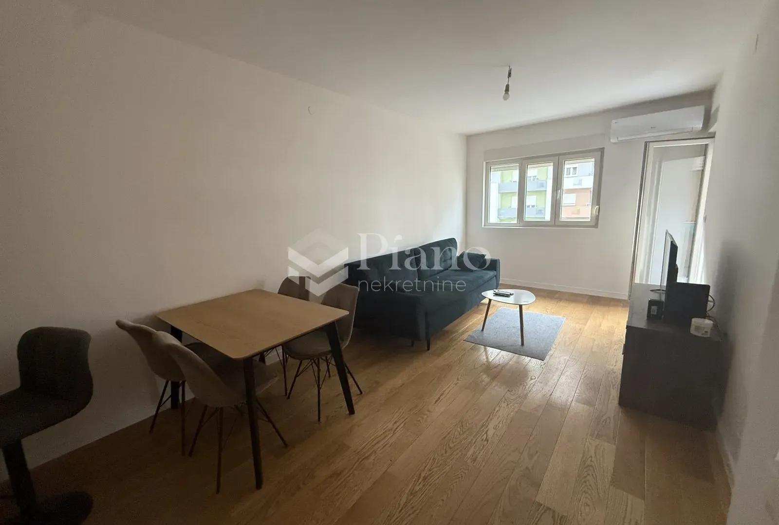 Rent, apartment, 42m², Central Point, Podgorica