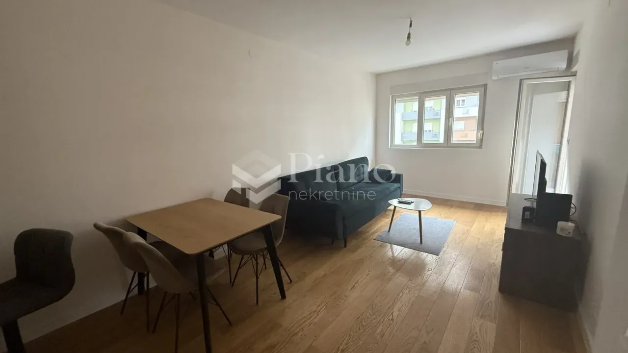 Rent, apartment, 42m², Central Point, Podgorica