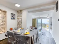 Izdavanje, dvosoban stan, 100m², Kamenovo, Budva - image 11