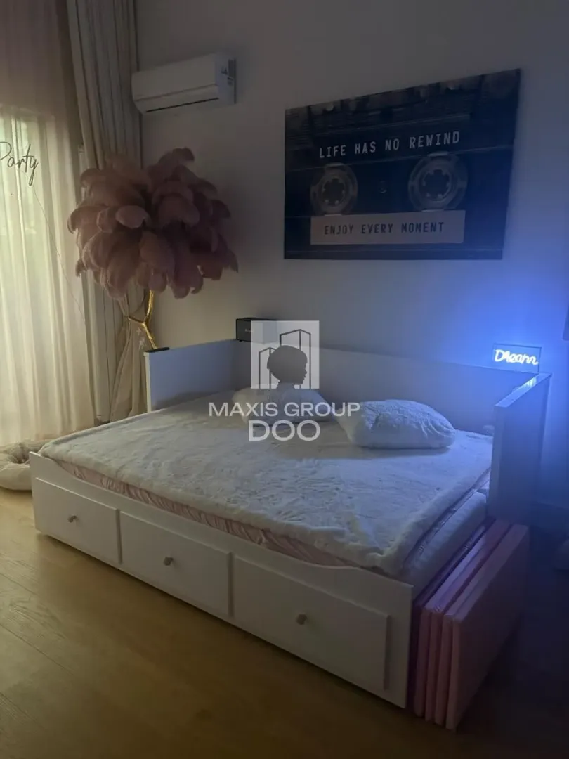 Sale, two bedroom apartment, 56m², Savski Venac, Beograd