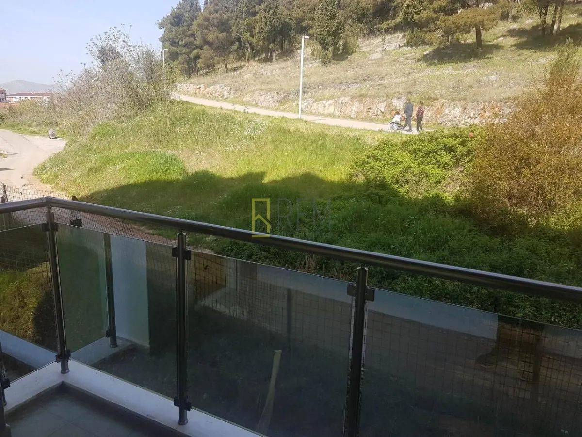 Rent, one bedroom apartment, 41m², Ljubović, Podgorica