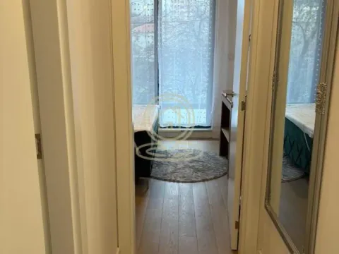 Izdavanje, trosoban stan, 50m², Zvezdara Sve Podlokacije, Beograd - image 11