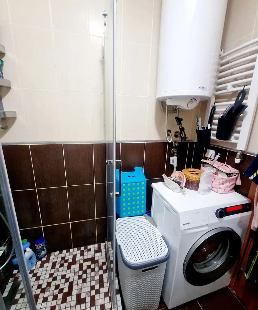 Prodaja, trosoban stan, 67m², Autokomanda, Voždovac Sve Podlokacije