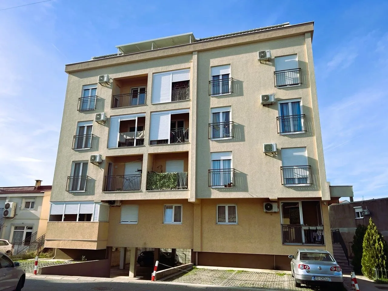 Prodaja, dvosoban stan, 76m², Stari Aerodrom, Podgorica