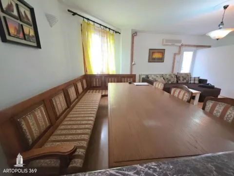 Sale, three bedroom apartment, 71m², Zemun Centar, Zemun Sve Podlokacije - image 5