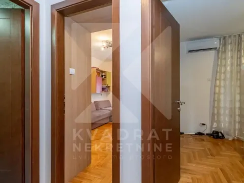 Rent, three bedroom apartment, 97m², Blok 9, Podgorica - image 7