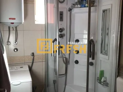 Sale, two bedroom apartment, 68m², Sveti Stefan, Budva - image 8