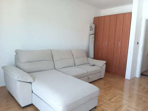 Rent, studio apartment, 30m², Zabjelo, Podgorica - image 7
