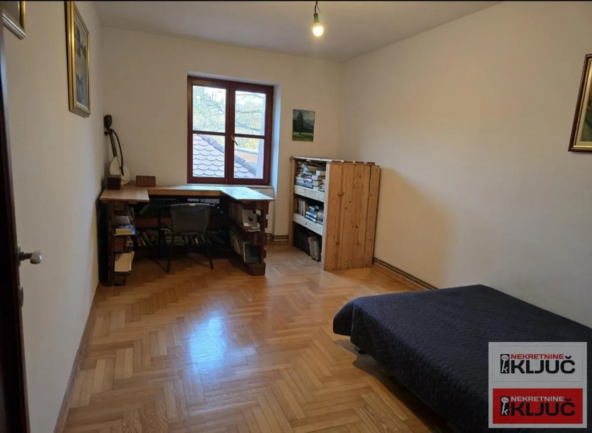 Izdavanje, kuća, 250m², Sajmište, Novi Sad