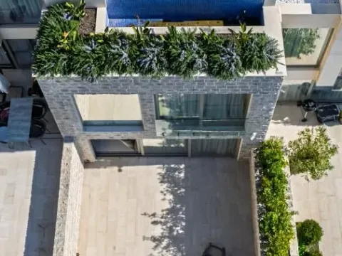 Prodaja, kuća, 236m², Tivat, Crna Gora - image 27