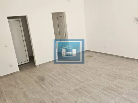 Rent, office space, 32m², Centar, Vranje - image 2