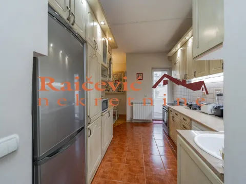 Rent, four bedroom apartment, 108m², Zvezdara Sve Podlokacije, Beograd - image 8