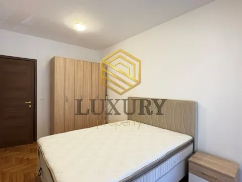 Izdavanje, dvosoban stan, 60m², City Kvart, Podgorica - image 10