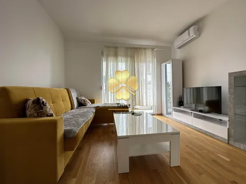 Izdavanje, jednosoban stan, 30m², Zabjelo, Podgorica