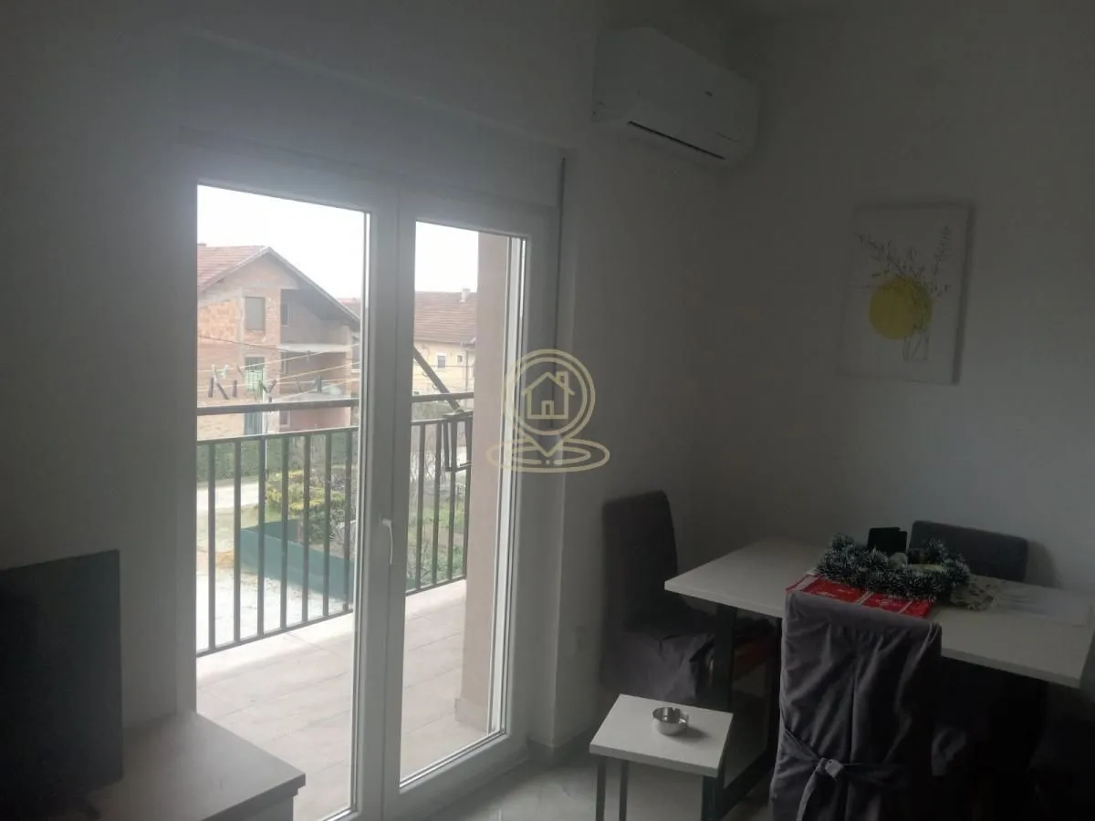 Izdavanje, dvosoban stan, 40m², Veternik, Novi Sad Sve Podlokacije