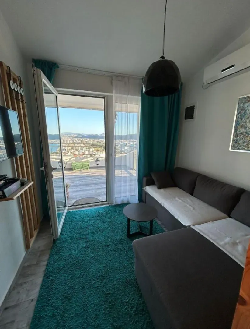 Rent, one bedroom apartment, 43m², Zeleni Pojas, Bar
