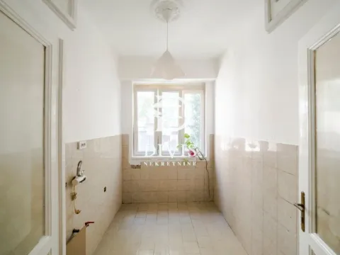 Prodaja, četvorosoban stan, 79m², Topličin venac, Beograd - image 8