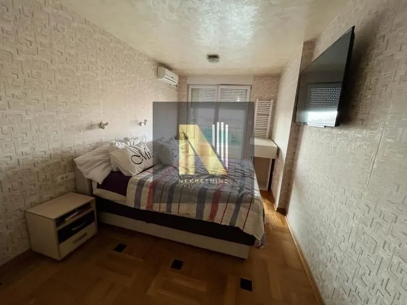 Prodaja, trosoban stan, 108m², Bulevar patrijarha Pavla, Novi Sad Sve Podlokacije