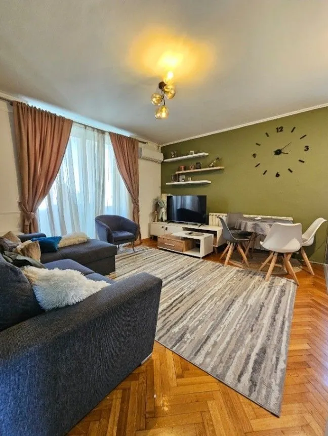 Izdavanje, jednosoban stan, 50m², Preko Morače, Podgorica