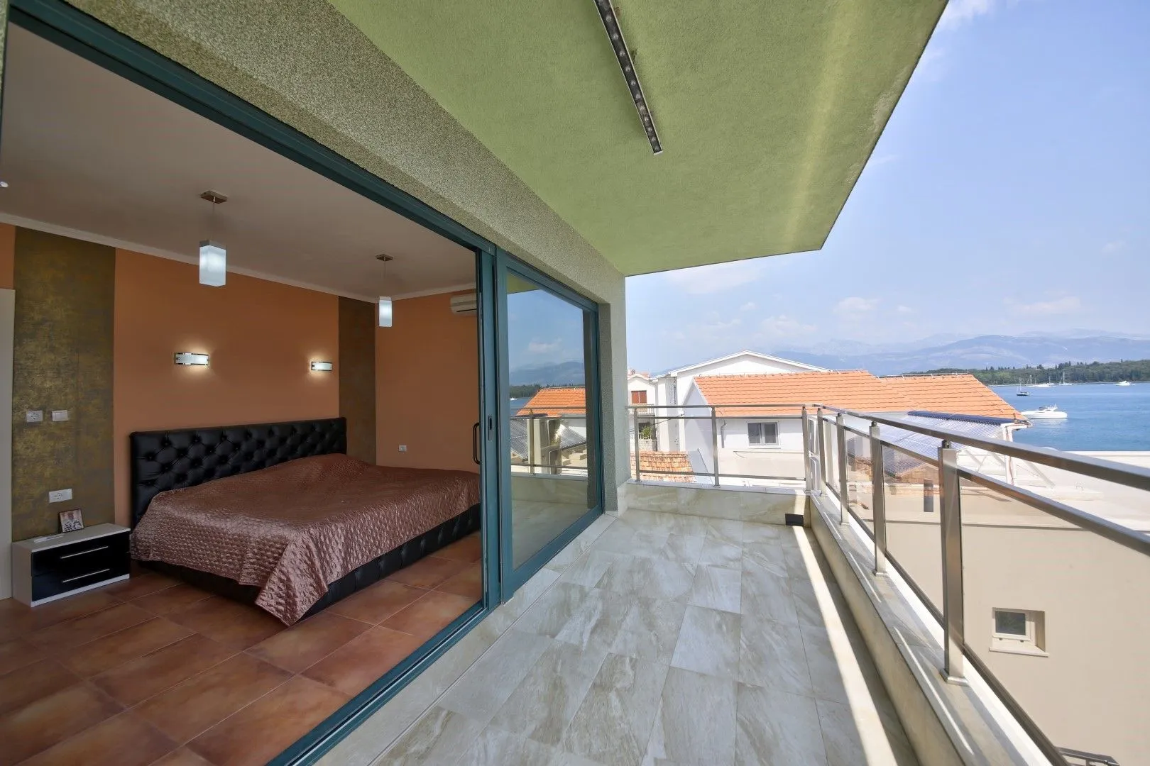 Sale, house, 190m², Kotor, Crna Gora