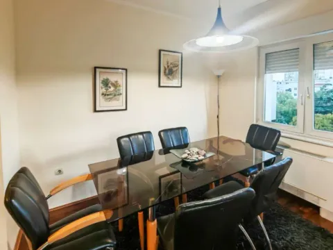 Izdavanje, dvosoban stan, 93m², Preko Morače, Podgorica - image 3