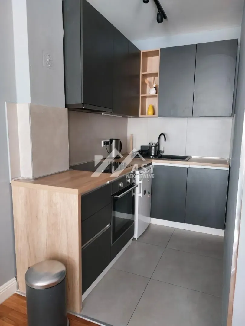 Izdavanje, dvosoban stan, 62m², Novi Sad Sve Podlokacije, Novi Sad