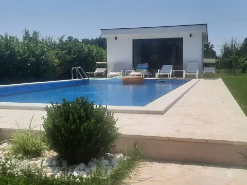 Rent, house, 126m², Donji Martinići, Danilovgrad - image 2