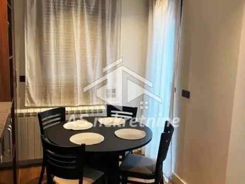 Izdavanje, trosoban stan, 56m², Južni Bulevar, Vračar Sve Podlokacije - image 13