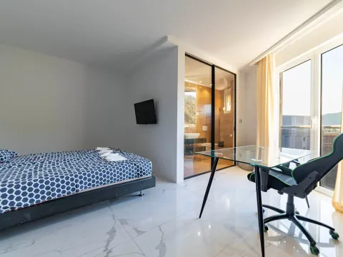 Sale, three bedroom apartment, 149m², Rafailovići, Budva - image 15