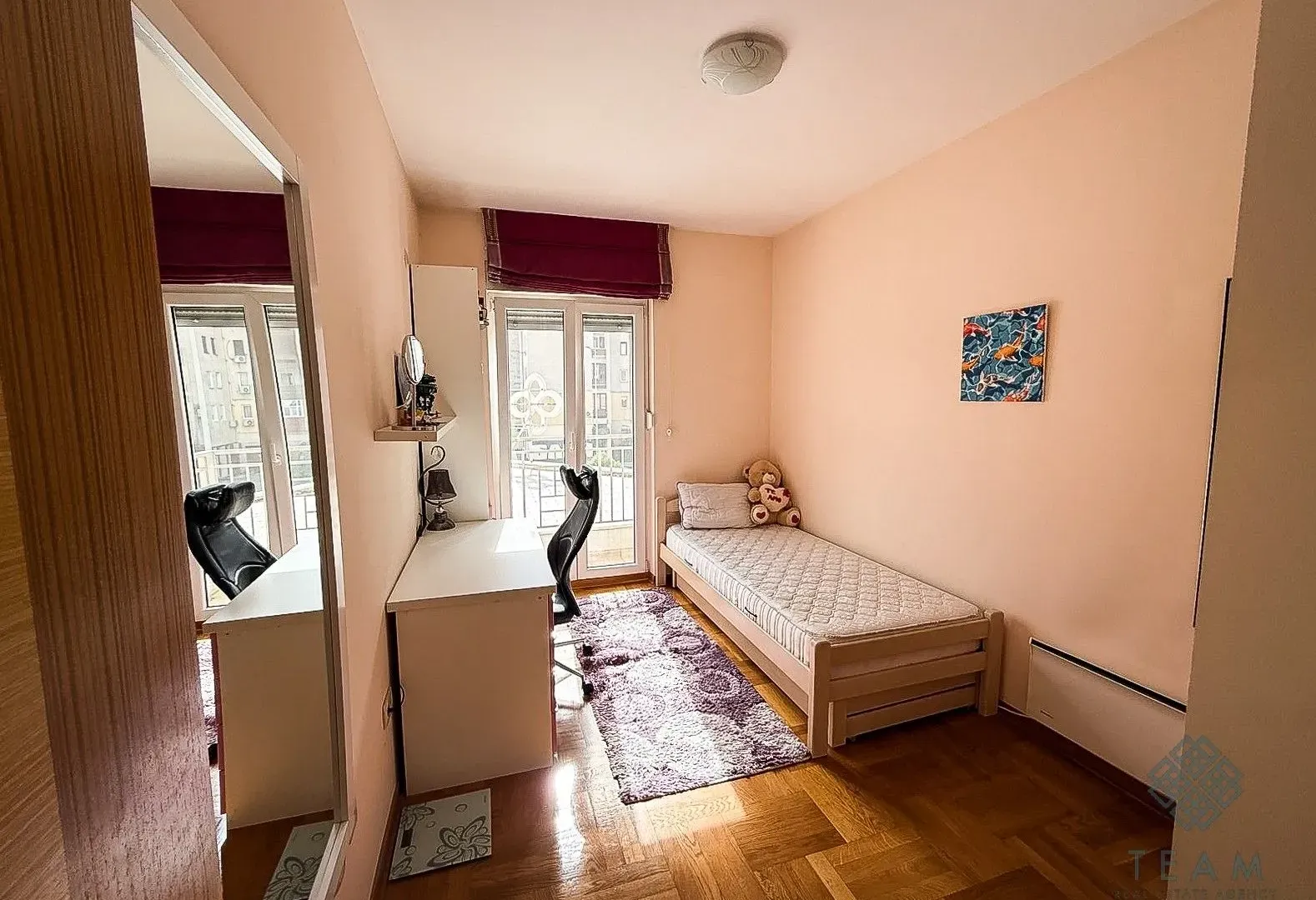 Izdavanje, dvosoban stan, 65m², Blok 6, Podgorica