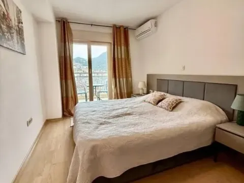 Rent, one bedroom apartment, 48m², Centar, Budva - image 6