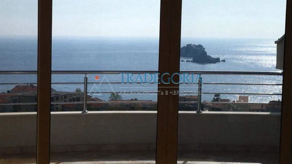 Prodaja, dvosoban stan, 105m², Petrovac, Budva