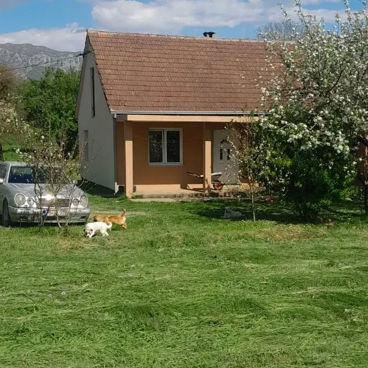 Sale, house, 100m², Kosić, Danilovgrad