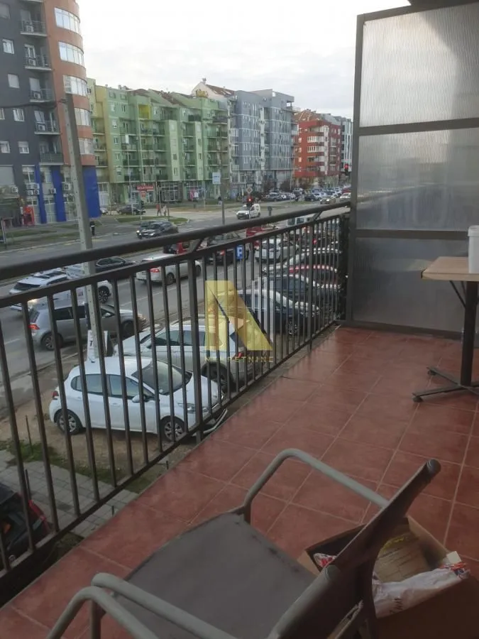 Izdavanje, garsonjera, 31m², Bulevar Evrope, Novi Sad Sve Podlokacije