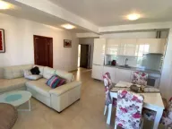 Prodaja, četvorosoban stan, 179m2, Dobre Vode, Bar
