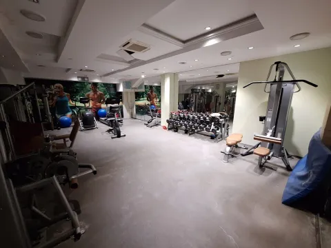 Prodaja, poslovni prostor, 1343m², Centar, Podgorica - image 8