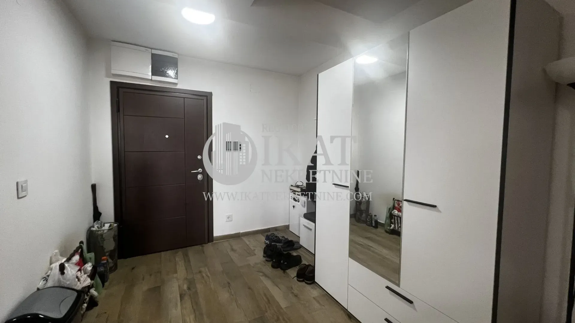 Sale, three bedroom apartment, 155m², Bulbulder, Zvezdara Sve Podlokacije