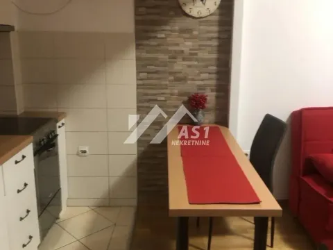 Rent, one bedroom apartment, 33m², Bulevar Oslobodjenja, Novi Sad Sve Podlokacije - image 6