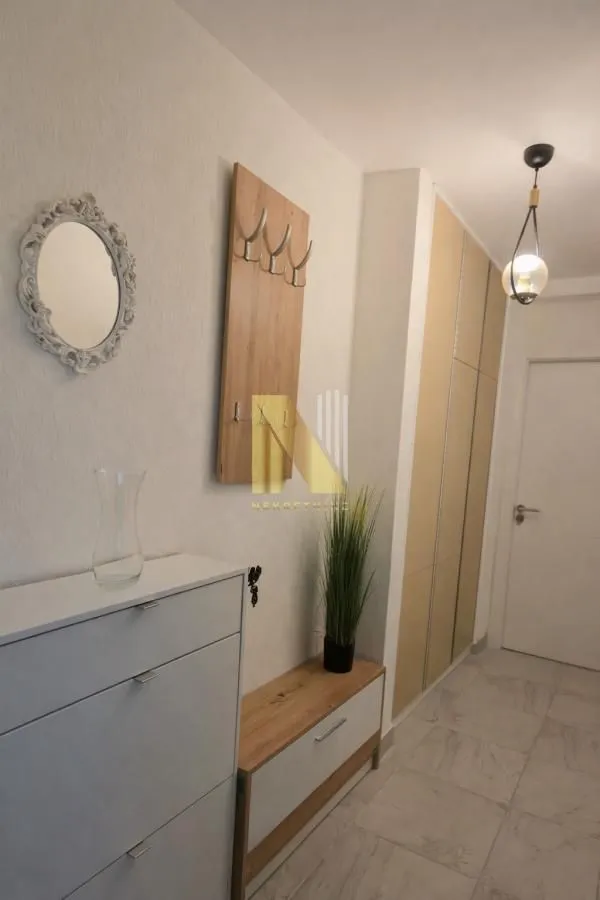 Rent, studio apartment, 29m², Bulevar Oslobodjenja, Novi Sad Sve Podlokacije