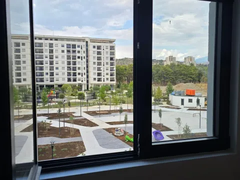 Izdavanje, dvosoban stan, 80m², Tološi, Podgorica - image 4