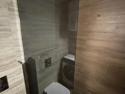 Izdavanje, garsonjera, 28m², Sajmište, Novi Sad - image 8