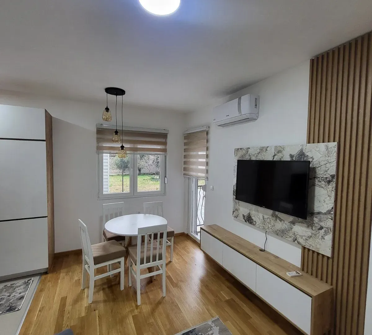 Izdavanje, jednosoban stan, 37m², Gintaš, Podgorica