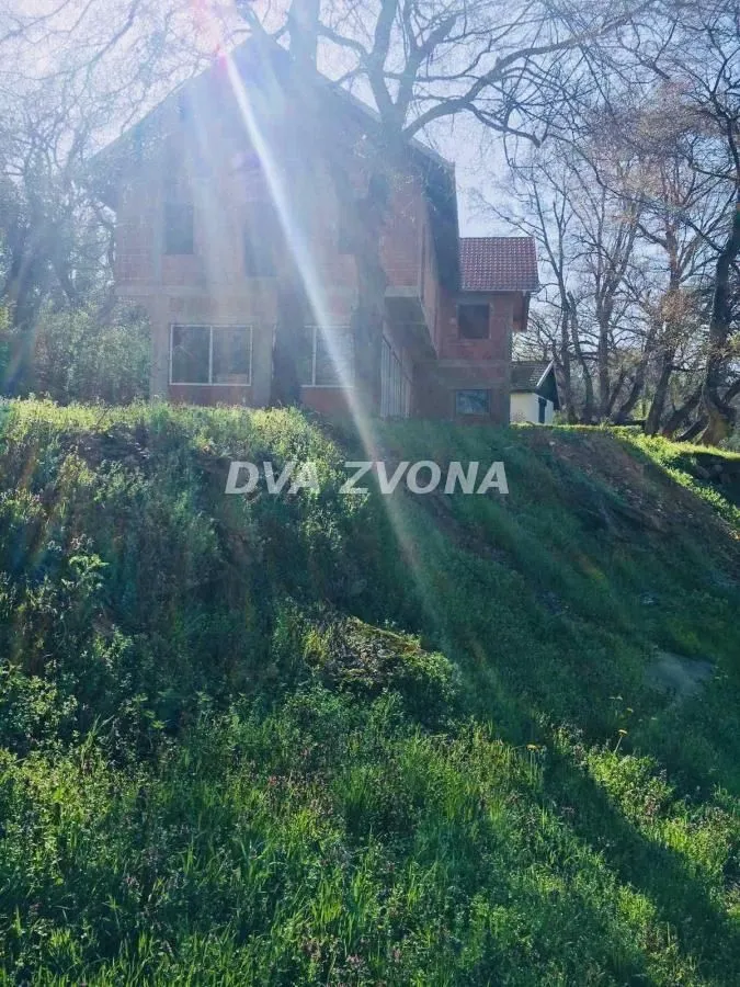 Prodaja, ugostiteljski objekat, 450m², Čortanovci, Inđija