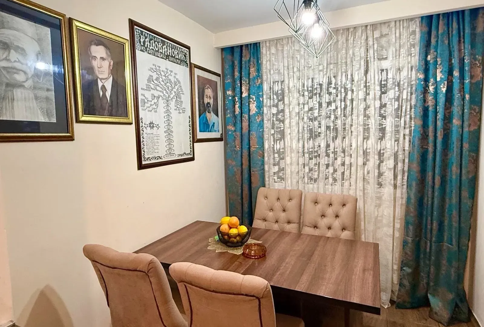 Prodaja, trosoban stan, 98m², Tuški Put, Podgorica