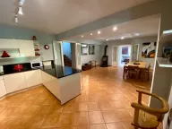 Prodaja, kuća, 232m², Prčanj, Kotor - image 9