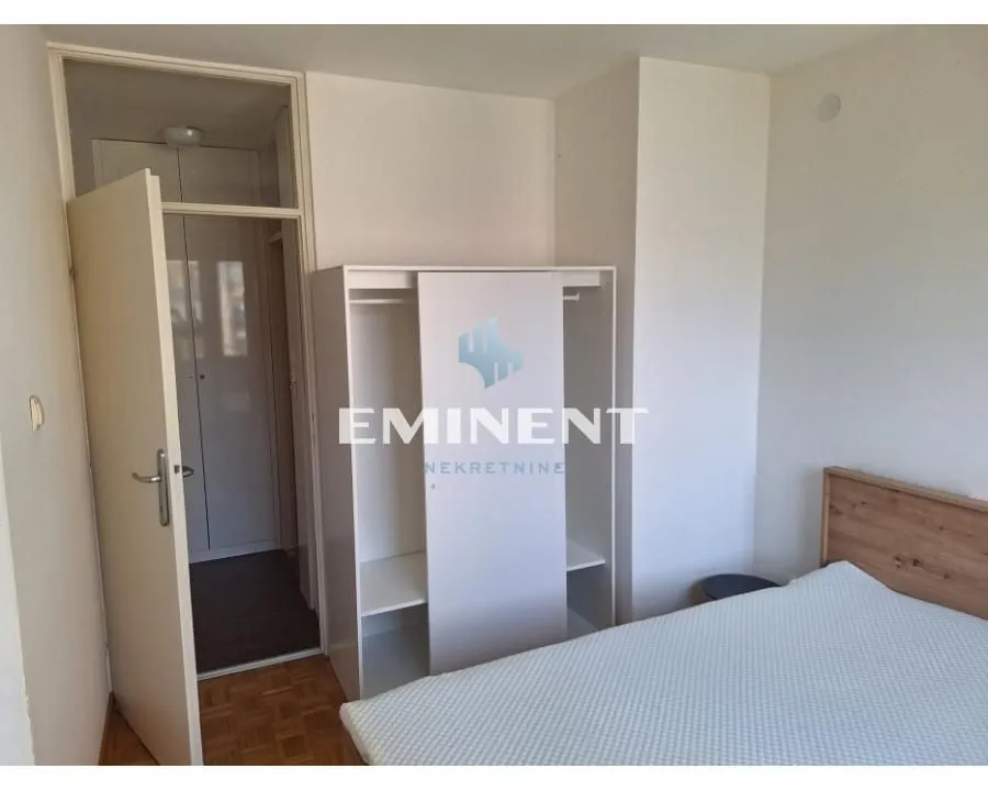 Rent, two bedroom apartment, 45m², Novi Beograd Blok 22, Novi Beograd Sve Podlokacije