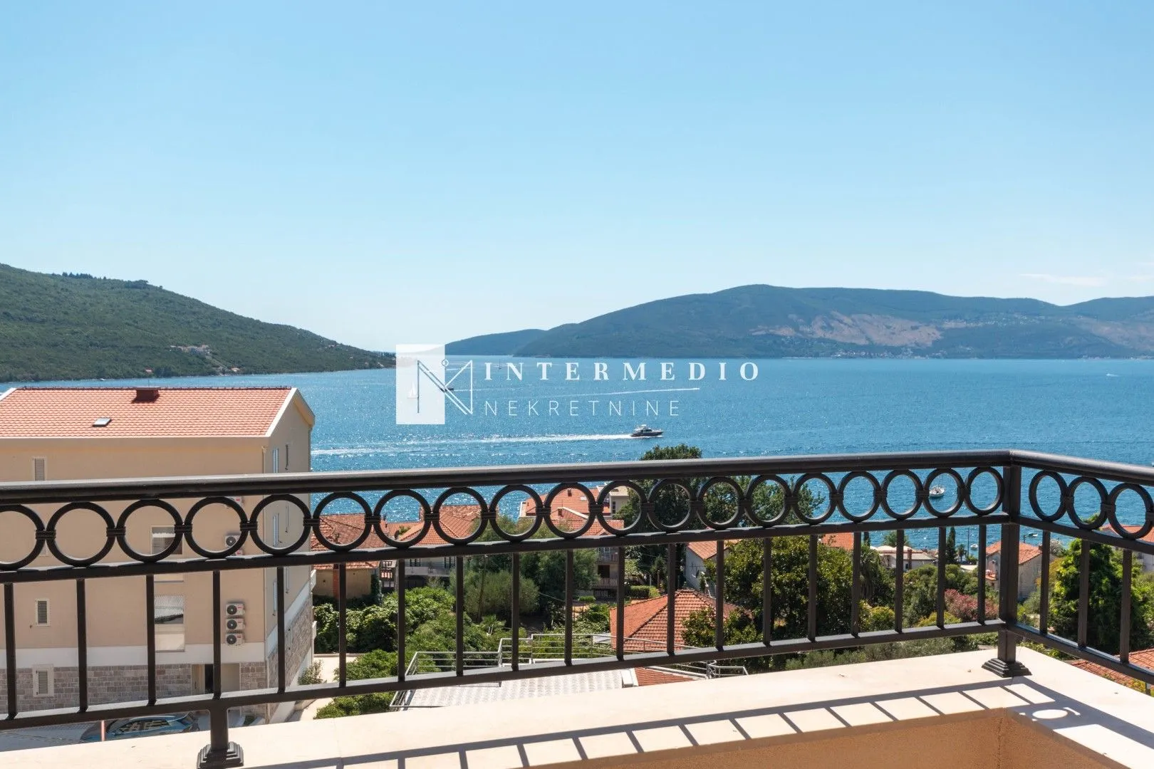 Prodaja, jednosoban stan, 44m², Kumbor, Herceg Novi