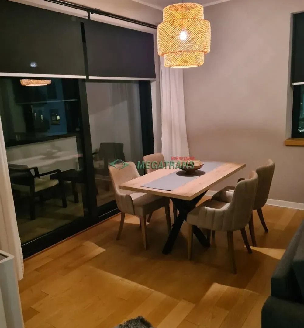Izdavanje, trosoban stan, 85m², Novi Beograd Sve Podlokacije, Beograd