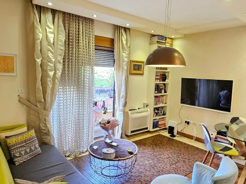 Izdavanje, dvosoban stan, 64m², Centar, Podgorica - image 3